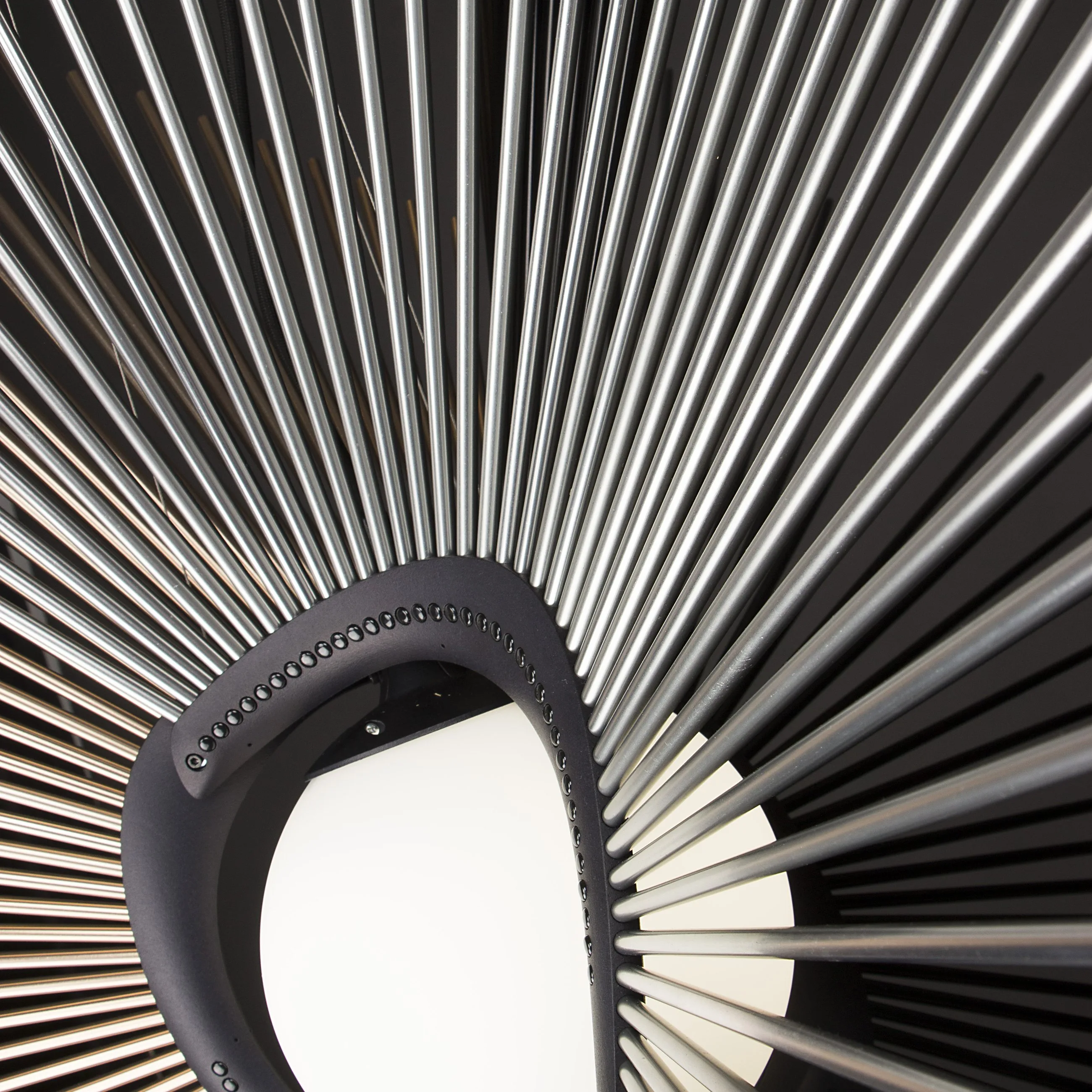 Aloura pendant light, studio photo 2