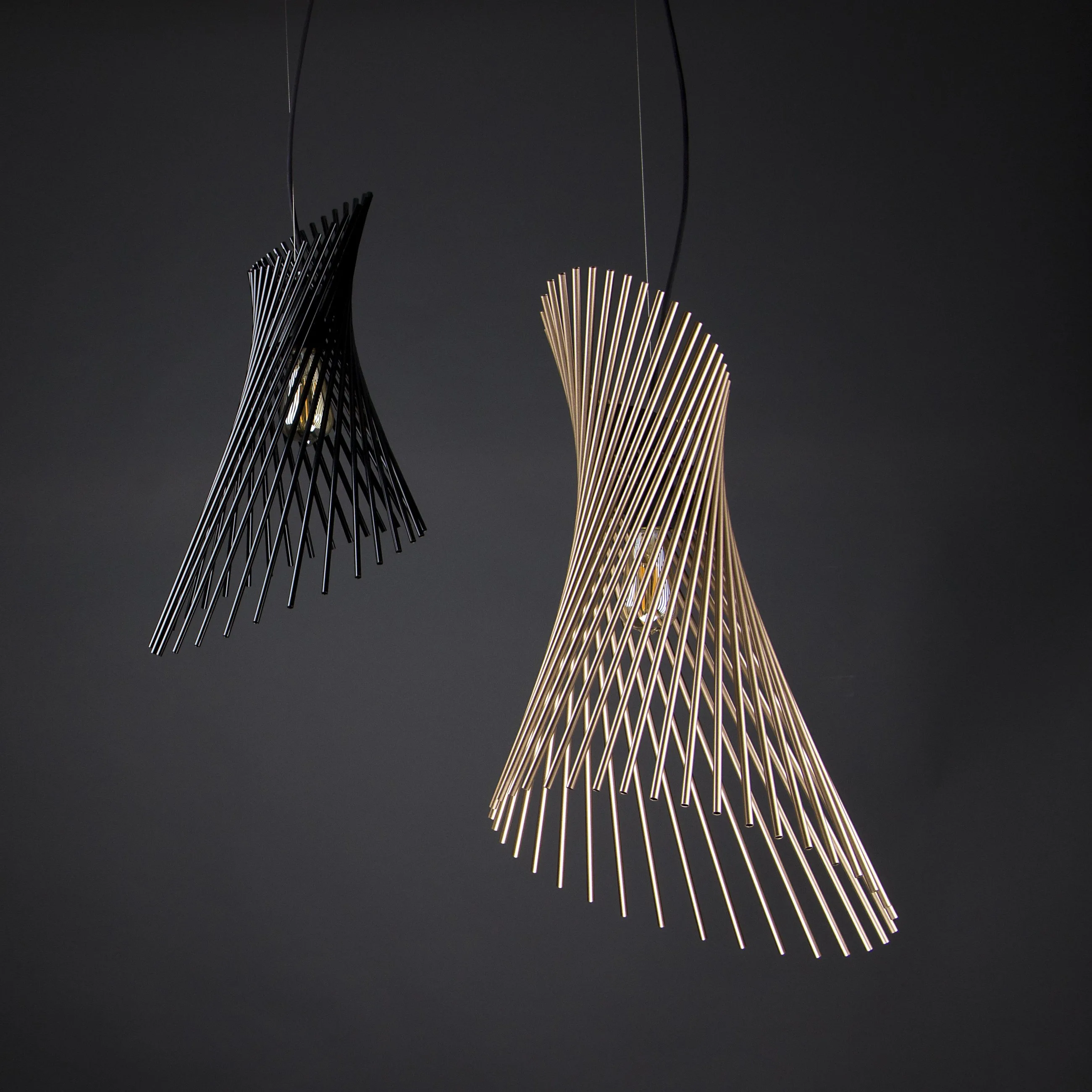 Diva pendant light, studio photo 4